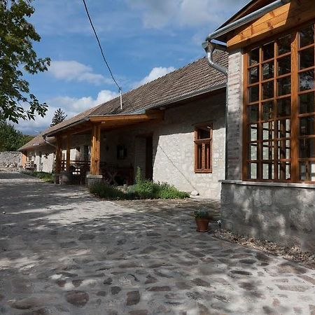 Karadi-Berger Vendeghaz Appartement Erdőbénye Kamer foto