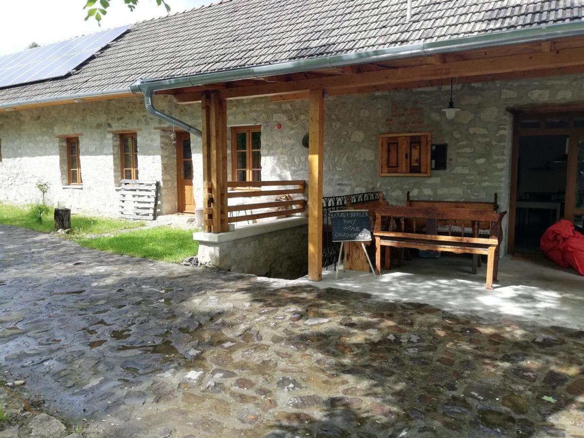 Karadi-Berger Vendeghaz Appartement Erdőbénye Buitenkant foto